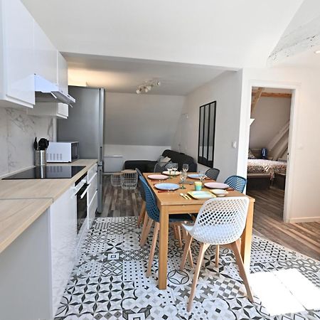 3 Appartements Premium Au Pied De La Cathedrale - Hypercentre Санс Екстериор снимка