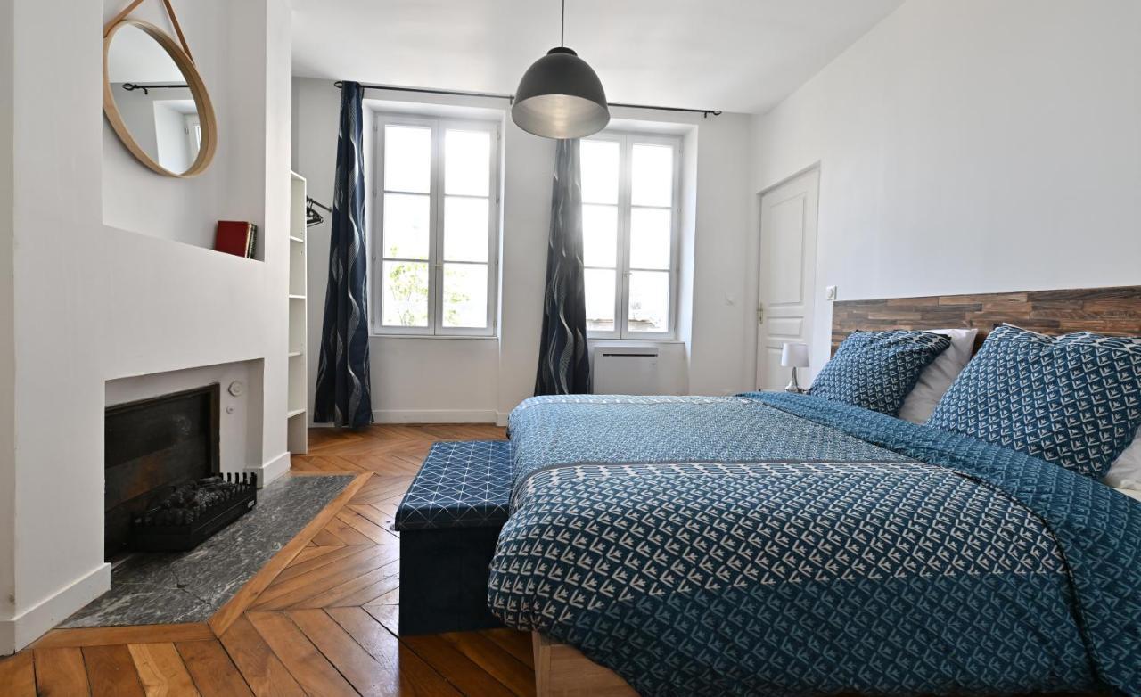 3 Appartements Premium Au Pied De La Cathedrale - Hypercentre Санс Екстериор снимка