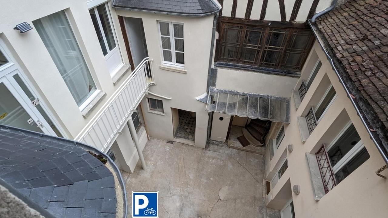 3 Appartements Premium Au Pied De La Cathedrale - Hypercentre Санс Екстериор снимка