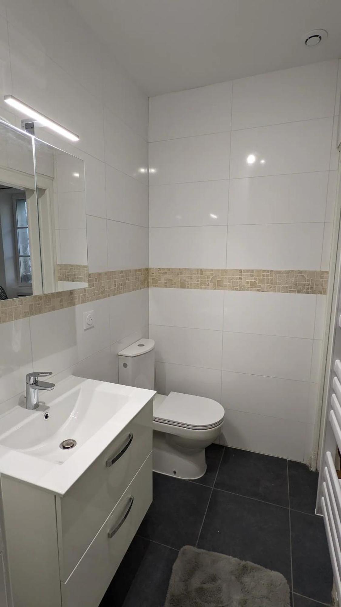 3 Appartements Premium Au Pied De La Cathedrale - Hypercentre Санс Стая снимка