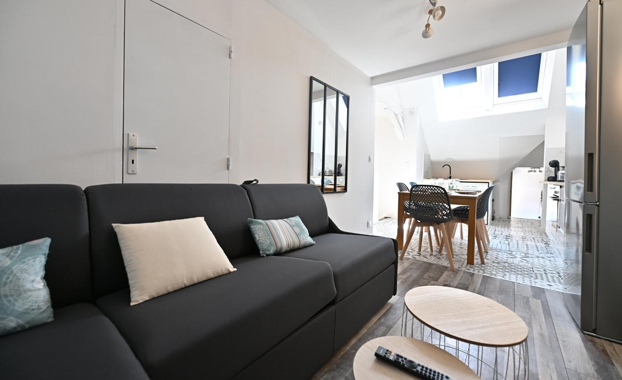 3 Appartements Premium Au Pied De La Cathedrale - Hypercentre Санс Стая снимка
